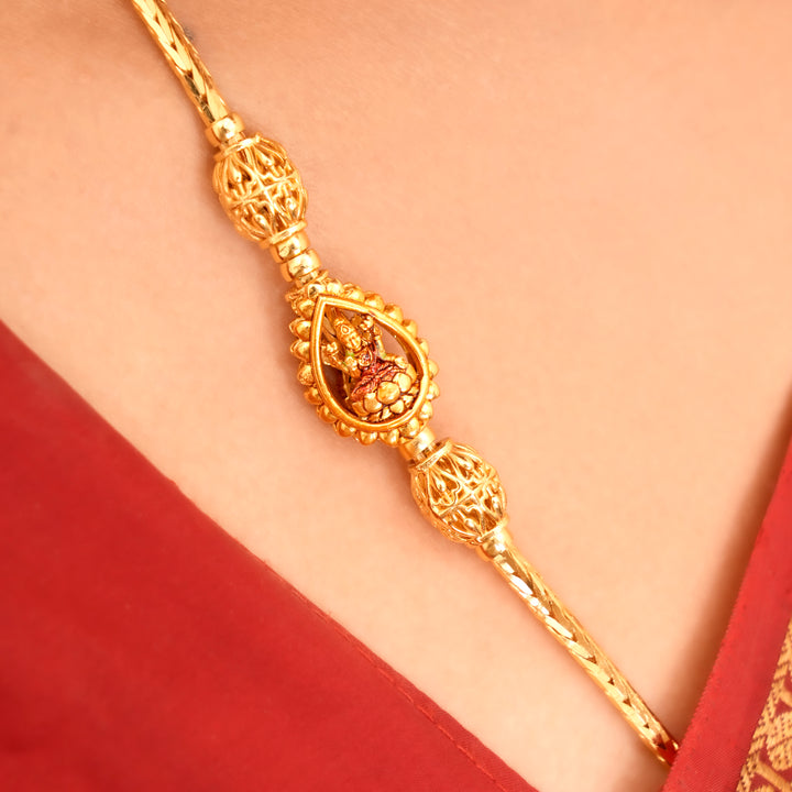 Traditional Leaf Shape Lakshmi Mugappu Chain