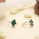 Minimal Green Cluster Charm Toe Ring