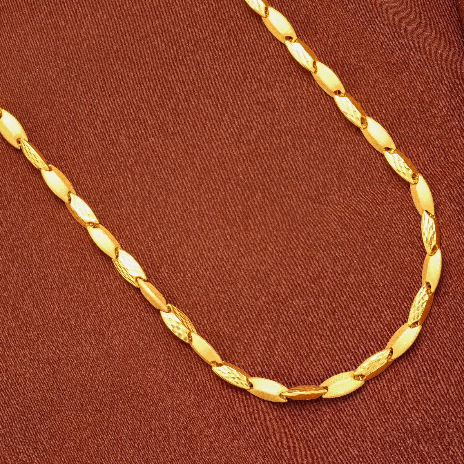 Divine Design Gold Chain for Men