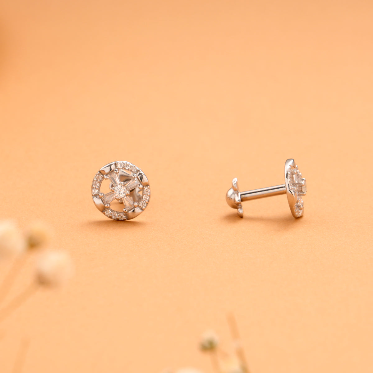 Minimal Round Crystal Stone Silver Stud