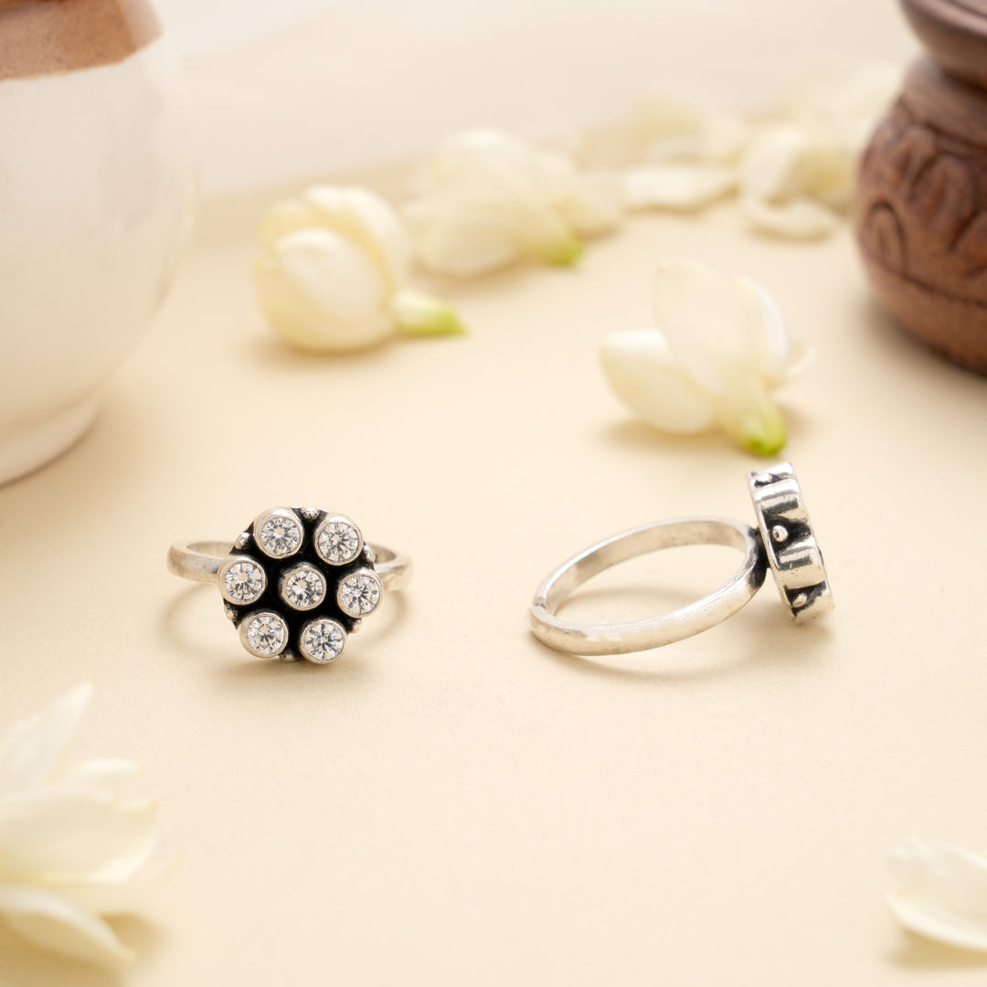 Sparkling Crystal Dome Silver Toe Ring