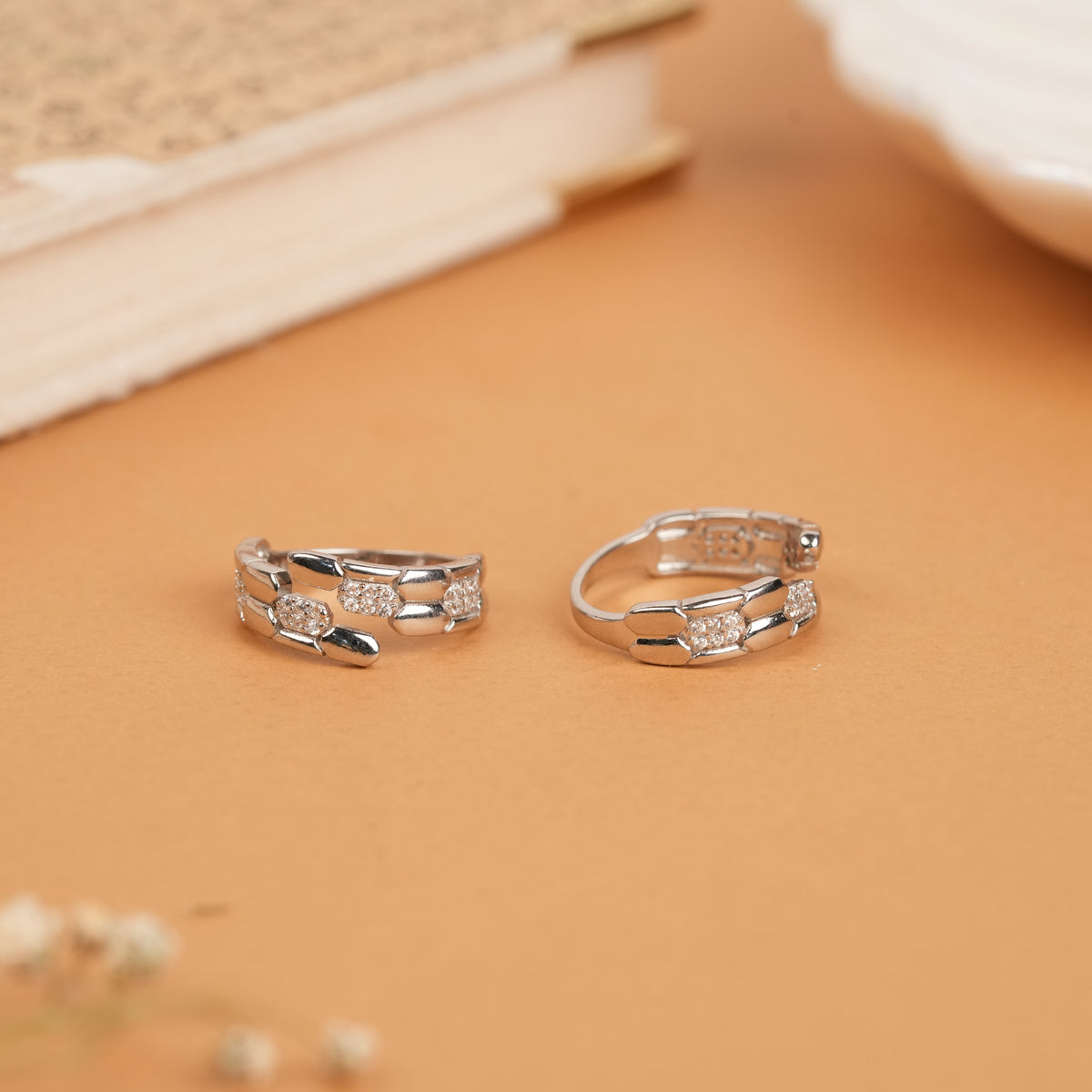 Contemporary Geometric Block-Shaped Silver Toe Ring