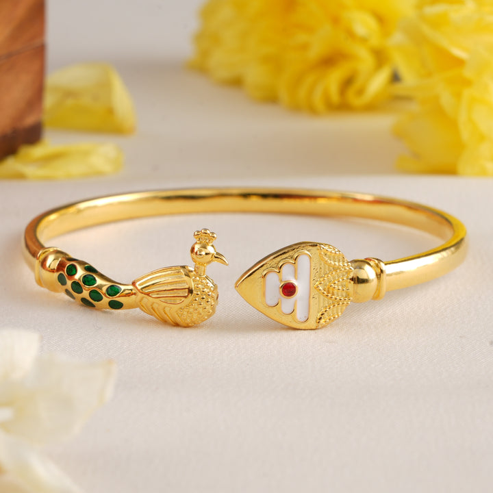 Blessing Vel with Peacock Silver Gold Plated Kappu