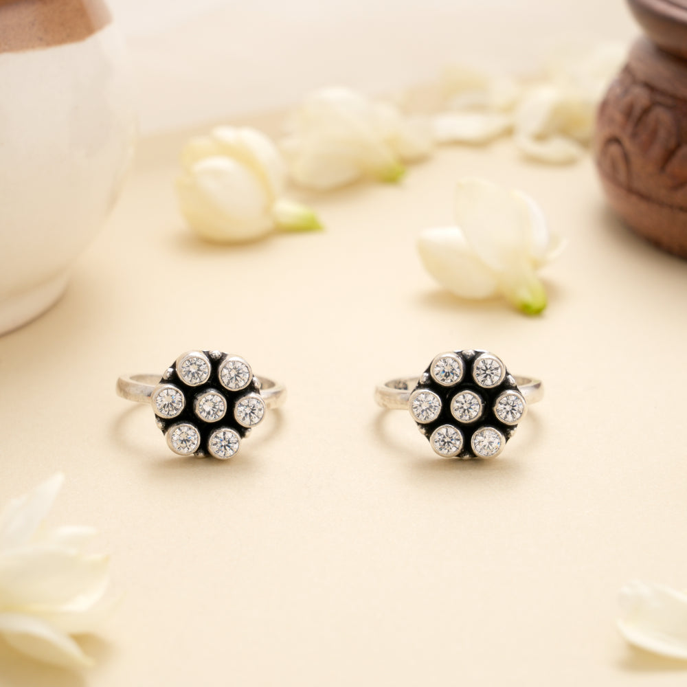Sparkling Crystal Dome Silver Toe Ring
