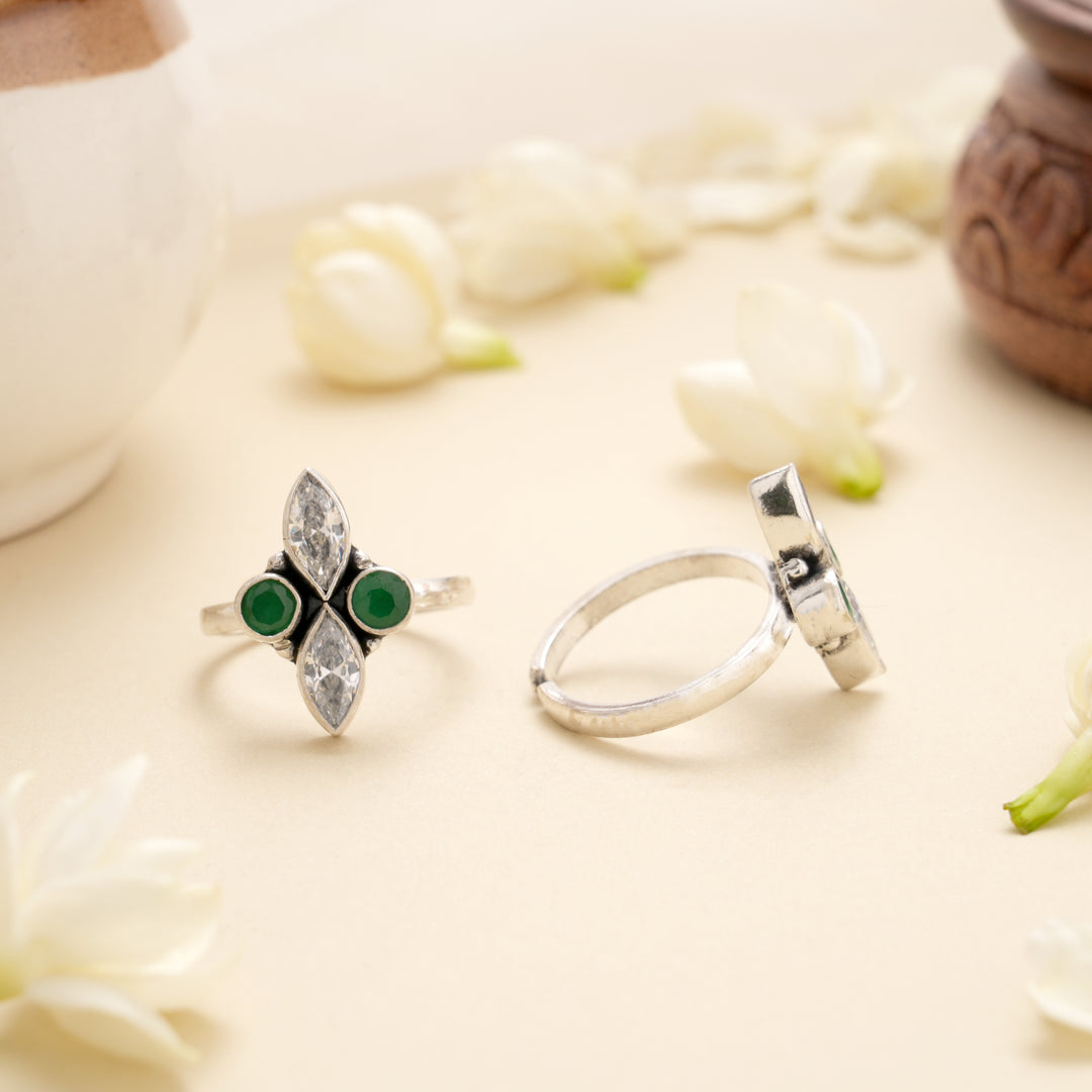 Emerald and White Marquise Silver Toe Ring