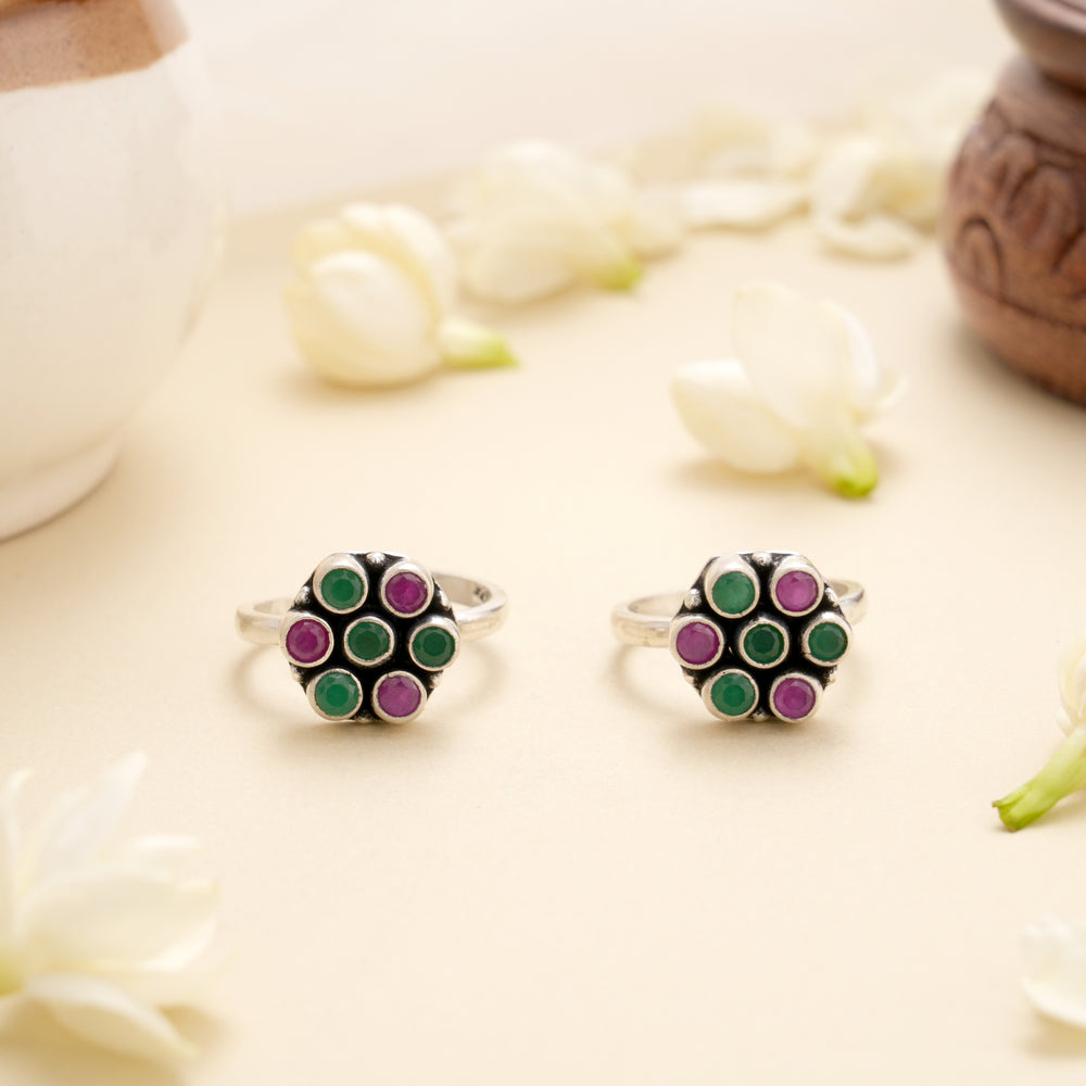 Ruby Emerald Circle Charm Silver Toe Ring