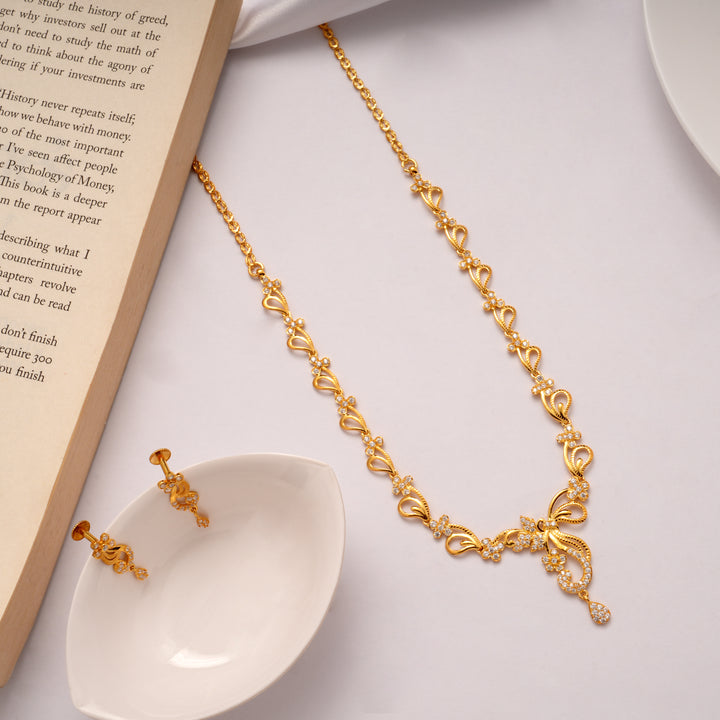 Shine Finish Floral Golden Necklace Set