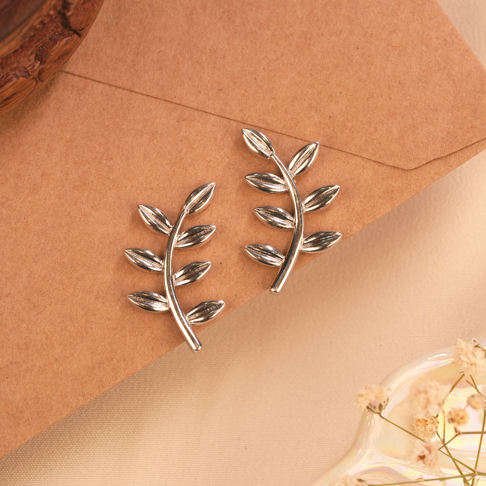 Elegant Leaf Silver Vine Ear Stud
