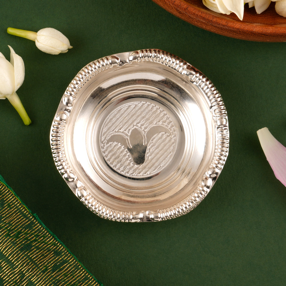 Decorative Flower Engraved Silver Plate