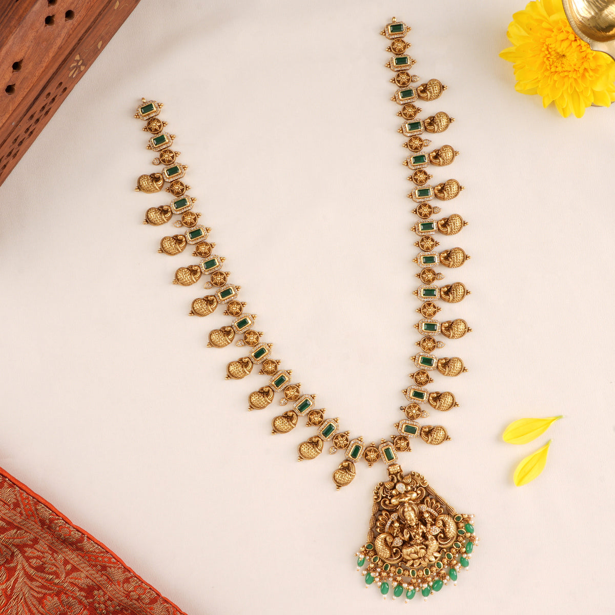 Traditional Lakshmi with Halo Emerald Haram