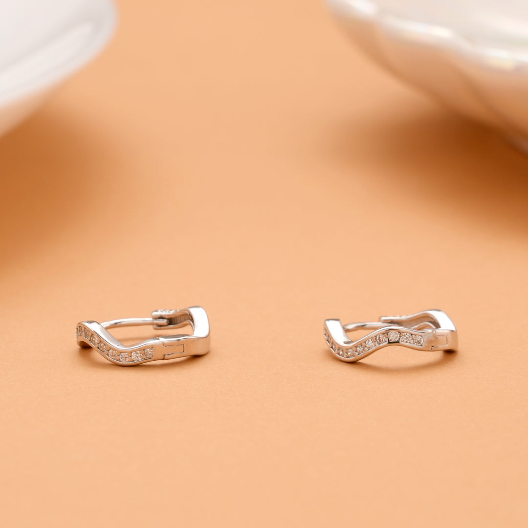 Wave Shine Silver Hoops Stud
