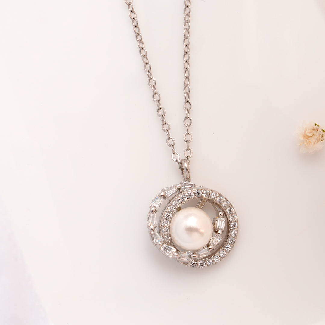 Radiant Pearl Pendant Silver Chain