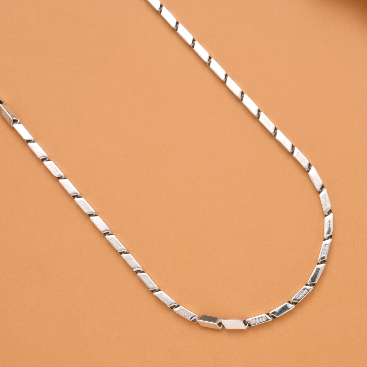 Stylish Bold Rectangular Link Silver Men’s Chain
