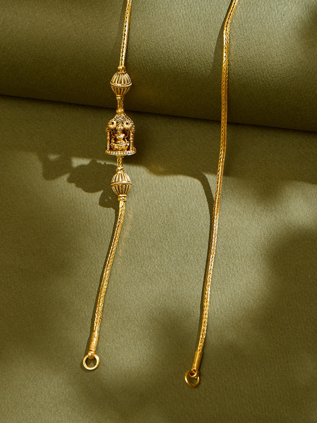 Majestic Lakshmi Mugappu Chain