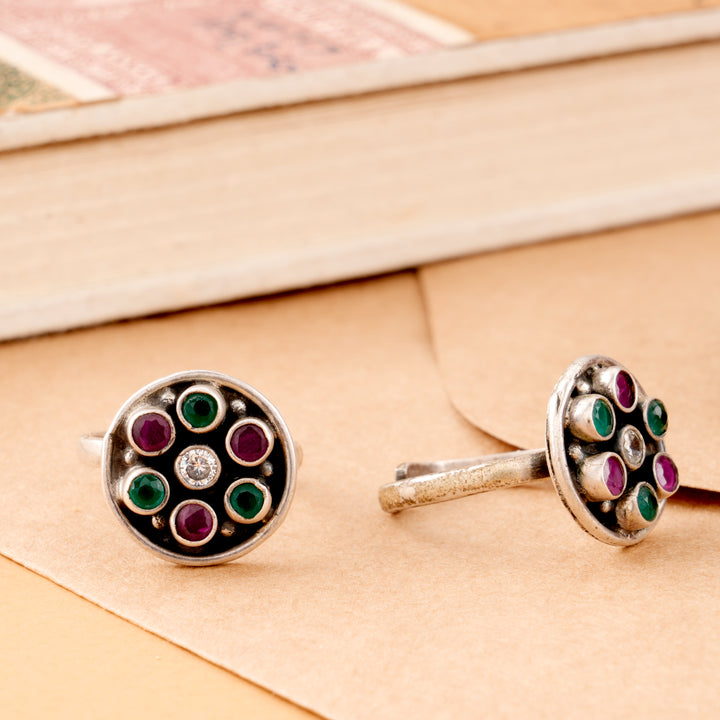 Silver Flower Design Stone Toe Ring