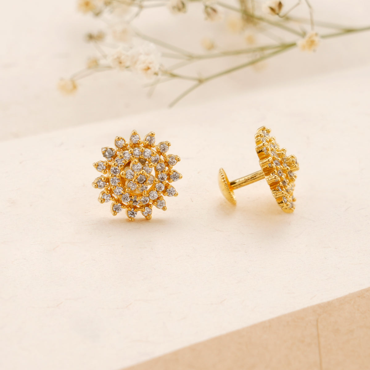 Sparkling Sun Burst Kundan Golden Earring