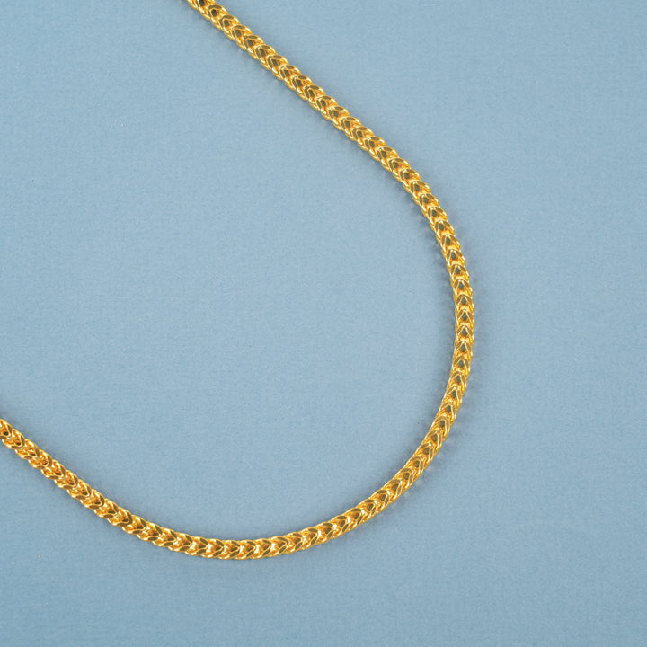 Traditional Arumbu Design Gold Chain