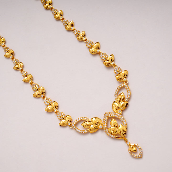 Elegant Leaf Vine Golden Necklace Set