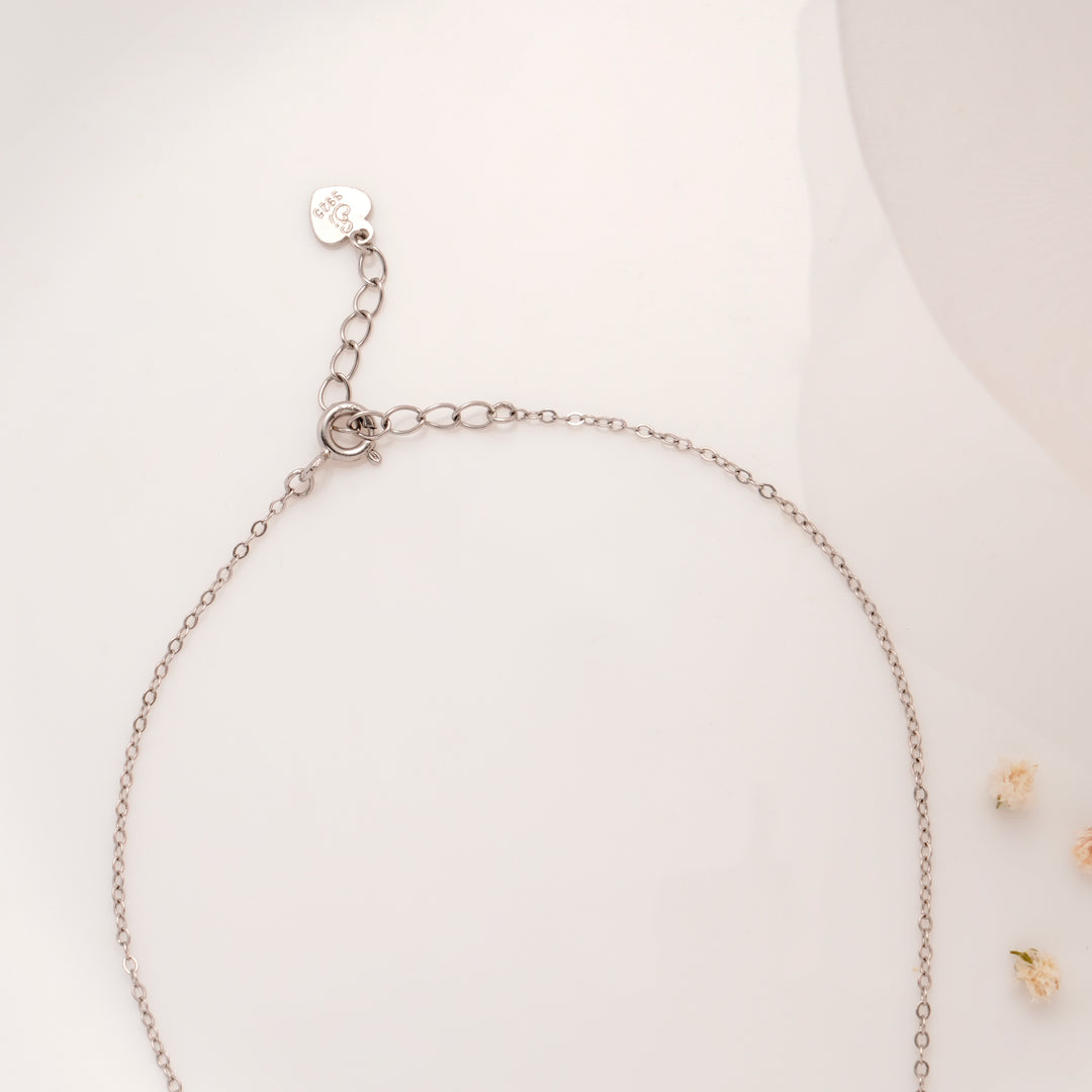 Radiant Pearl Pendant Silver Chain