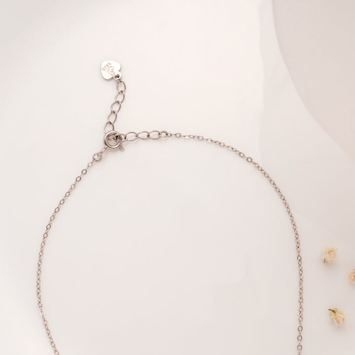 Radiant Pearl Pendant Silver Chain