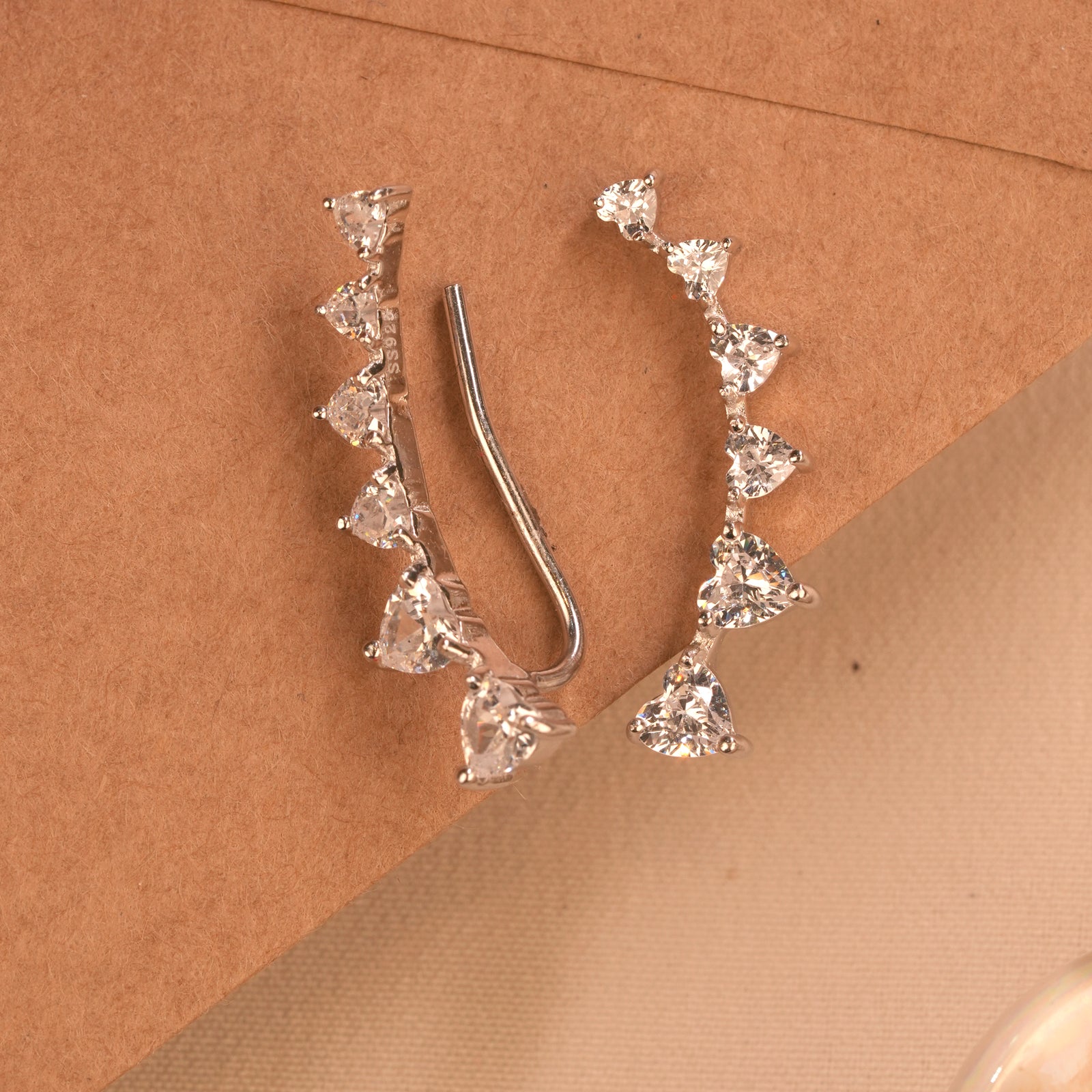 Minimal Heart Silver Ear Climber Stud