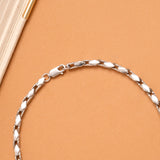Stylish Twisted Pattern Kite Silver Chain