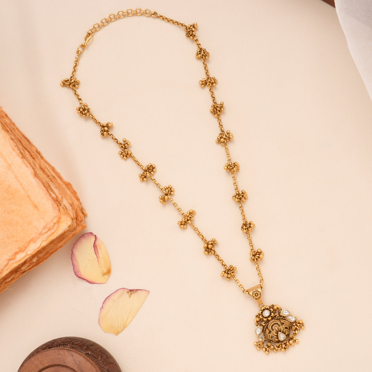 Classic Twin Peacock Floral Golden Necklace Set