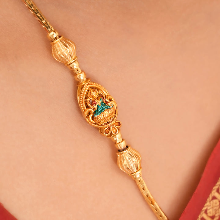 Devotional Lotus Lakshmi Silver Mugappu Chain