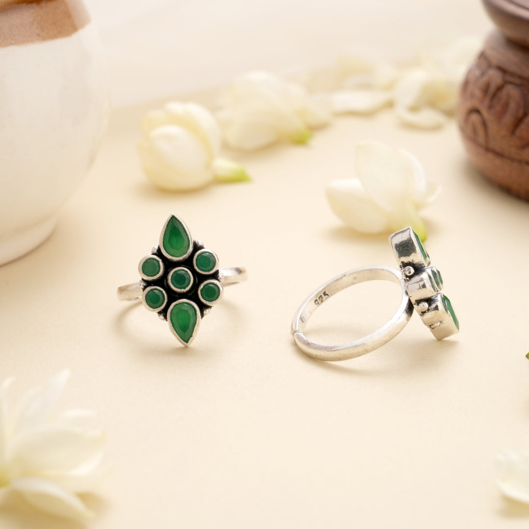 Emerald Dewdrop Cluster Silver Toe Ring