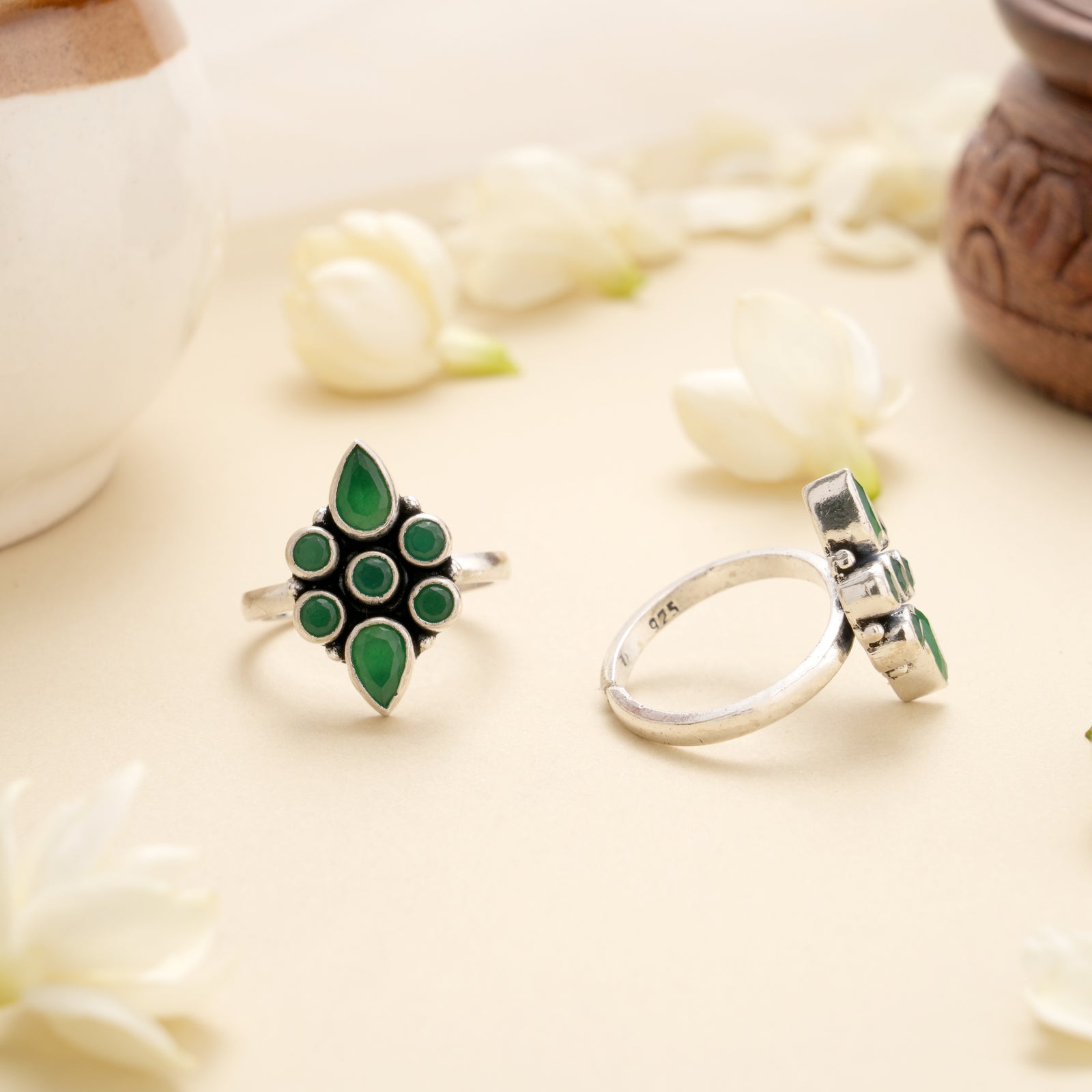Emerald Dewdrop Cluster Silver Toe Ring