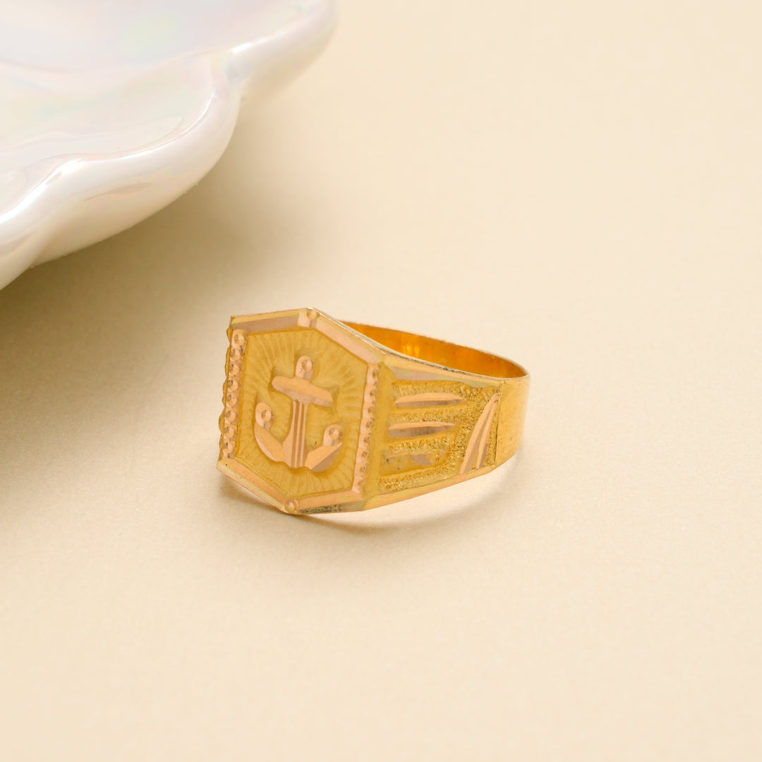 Classic Engraved Design Gold Ring