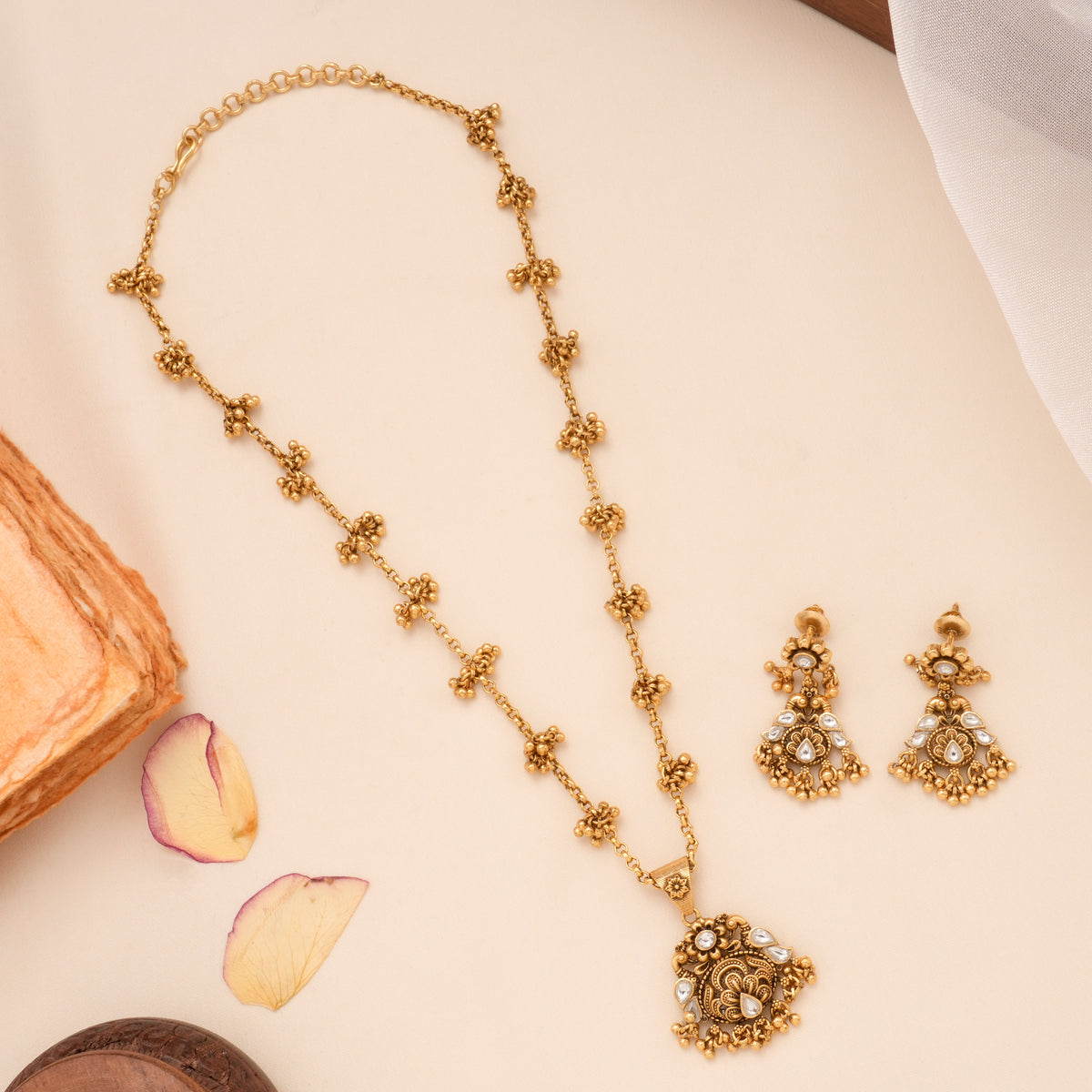 Classic Twin Peacock Floral Golden Necklace Set