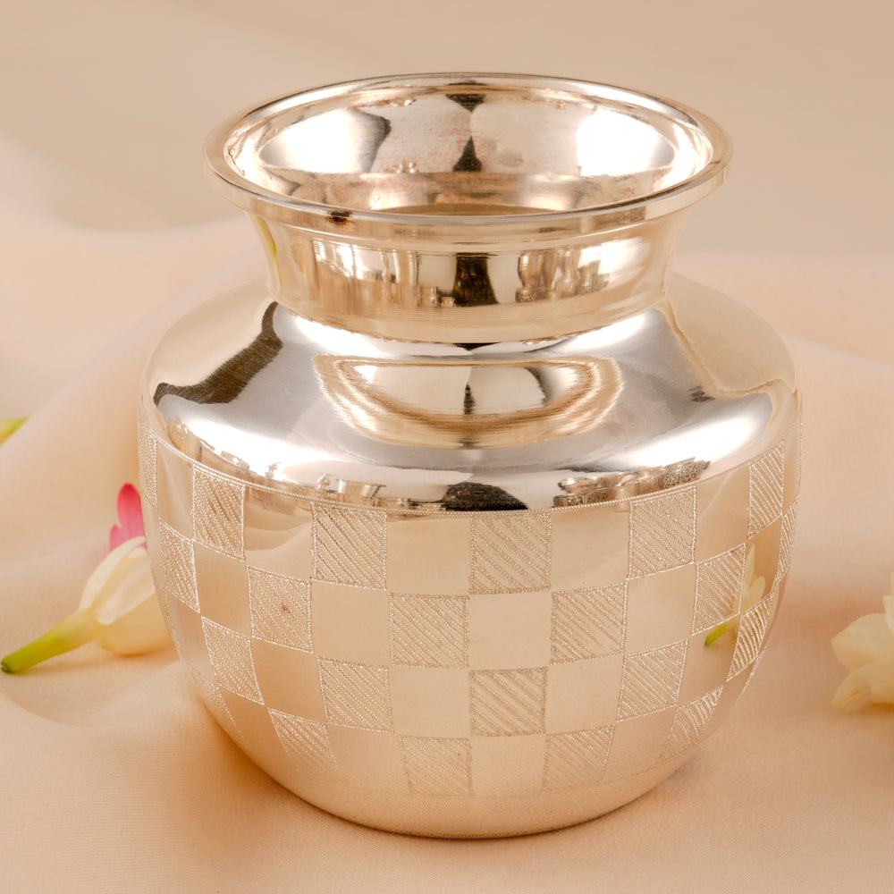 Classic Silver Design Chombu