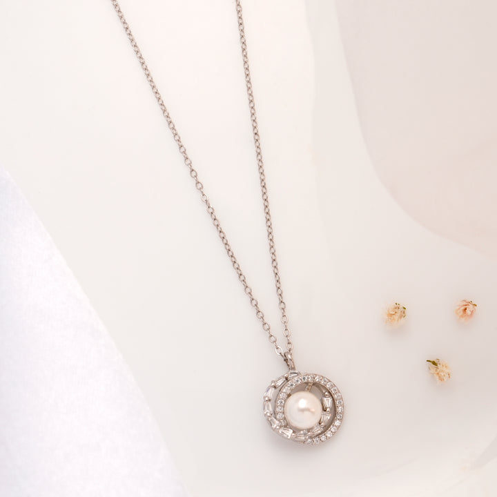 Radiant Pearl Pendant Silver Chain
