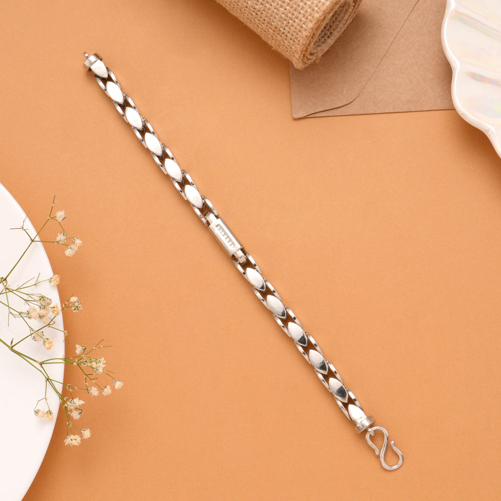 Fancy Oval Link Chain Bracelet for Men
