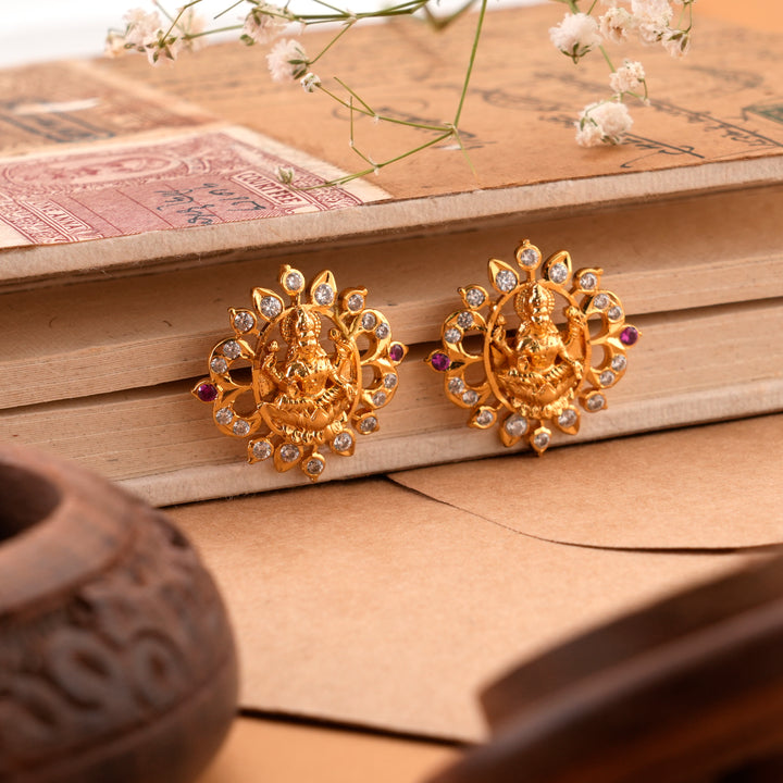 Traditional Floral Lakshmi Kundan Stud