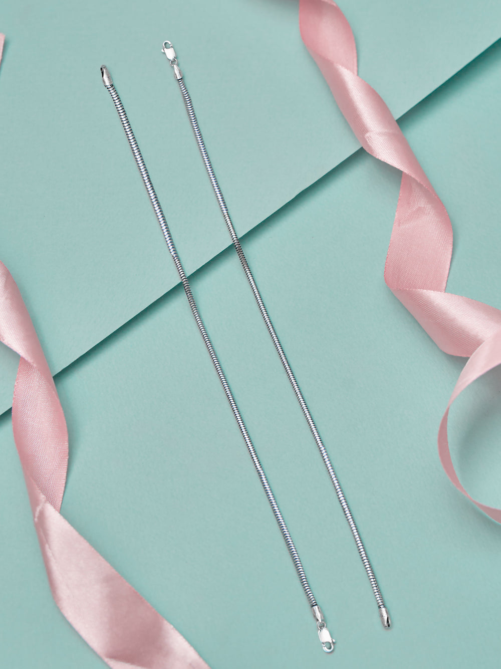 Modern Twist Link Anklet