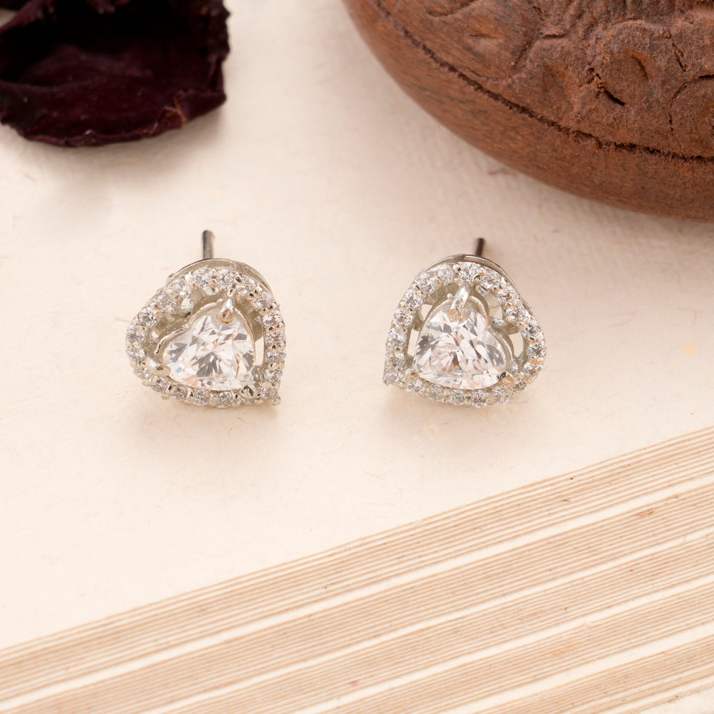 Shining Heart Shape Solitaire Silver Stud