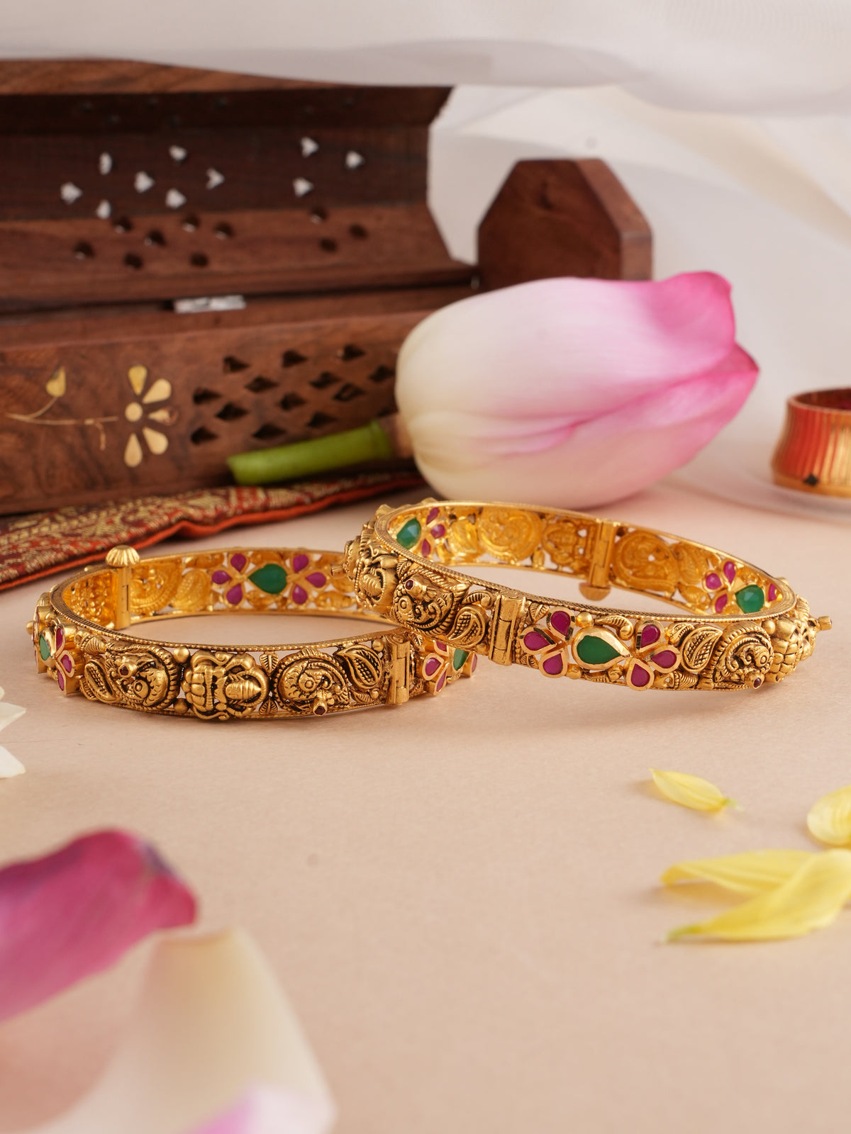 Beautiful Gold Kada Bangle