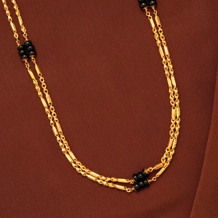 Traditional Mangal Sutra Black Beads Gold Chain