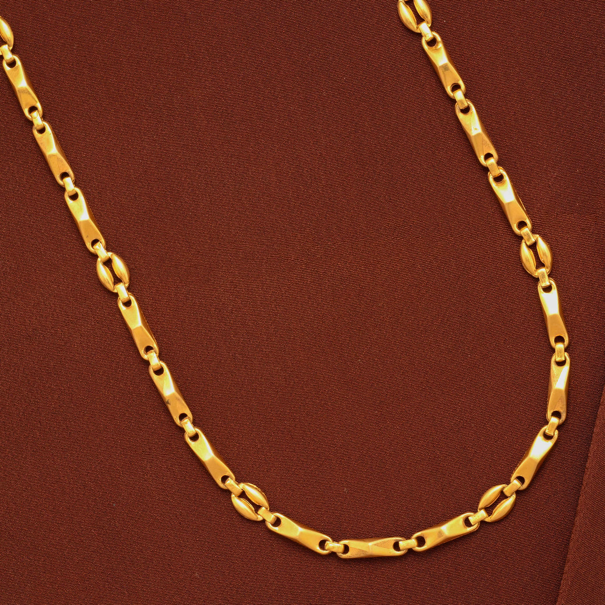 Modern Gold Minimal Link Chain