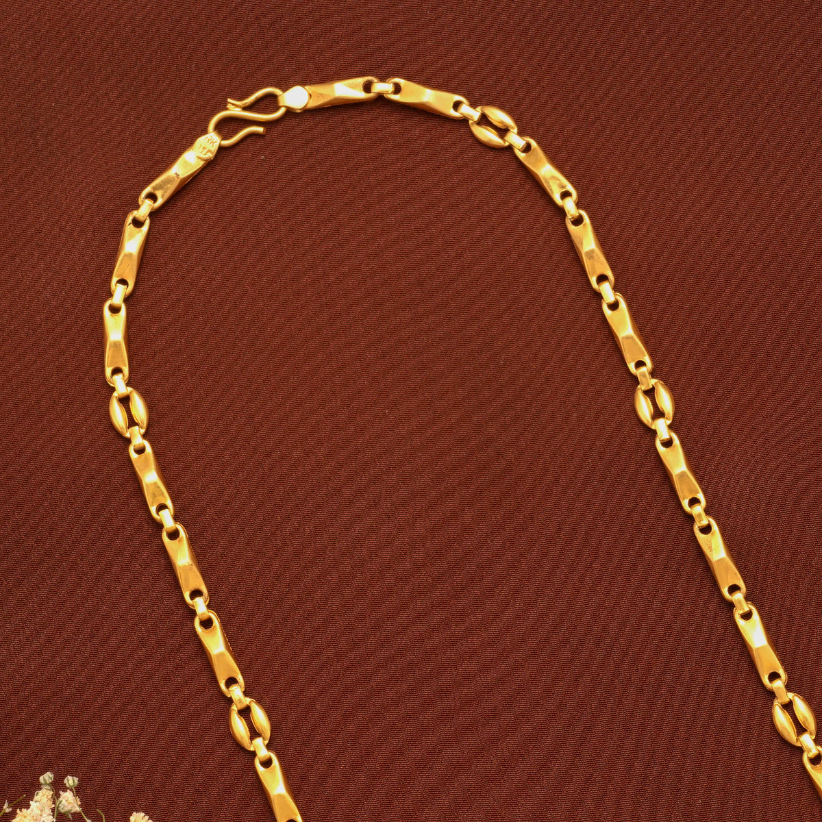 Modern Gold Minimal Link Chain