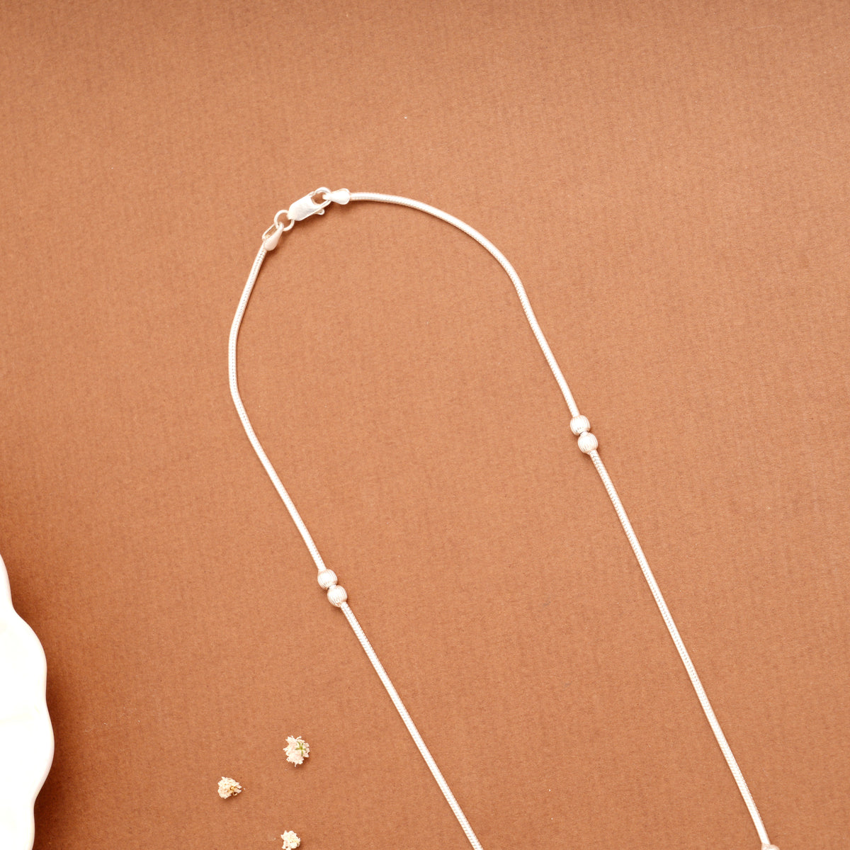 Regal Ball Design Women’s Silver Chain