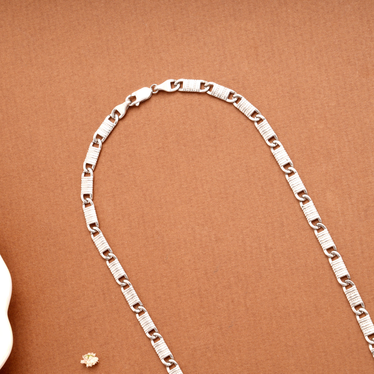 Modern Capsule Design Silver Men’s Chain