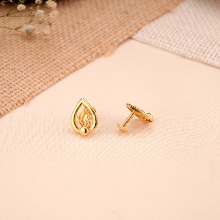 Leafy Breeze Shape Casting Golden Stud