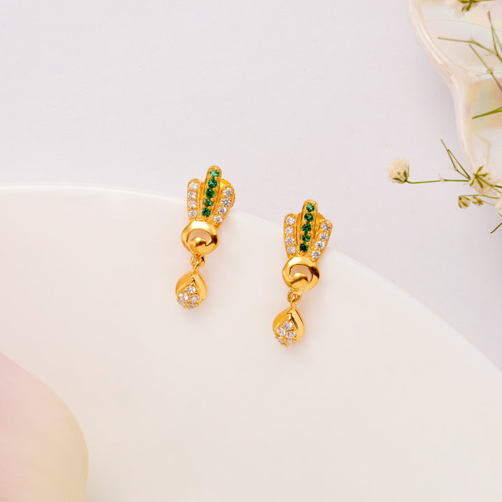Modern U Shape Emerald Golden Necklace Set