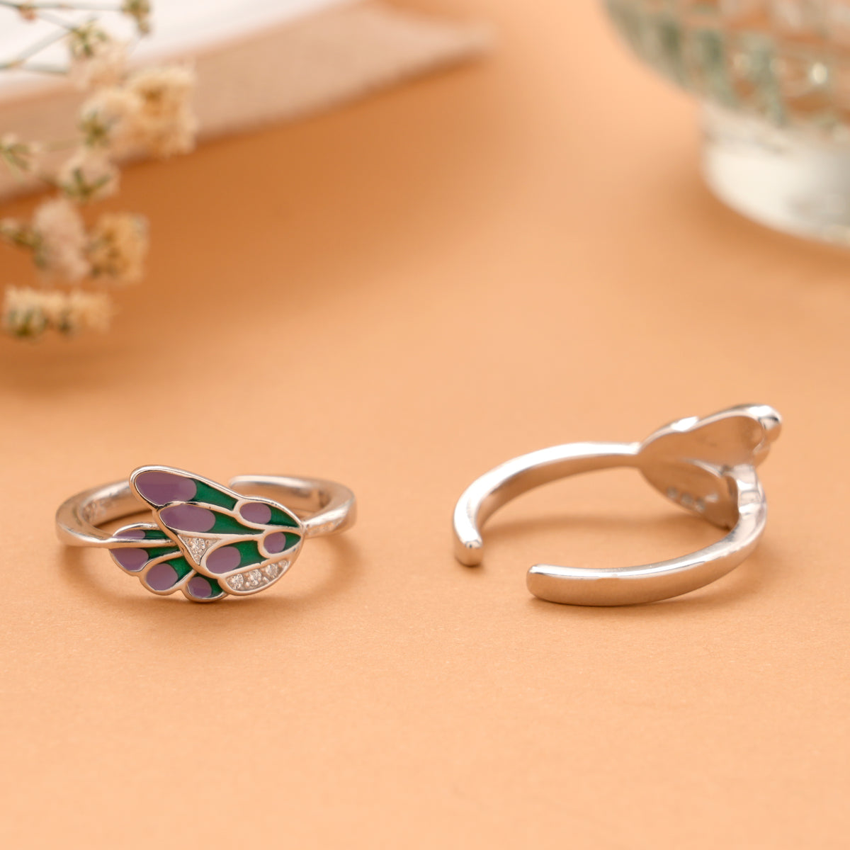 Dual Shade Leaf Silver Toe Ring
