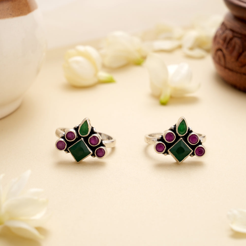 Green Square Ruby Bloom Silver Toe Ring