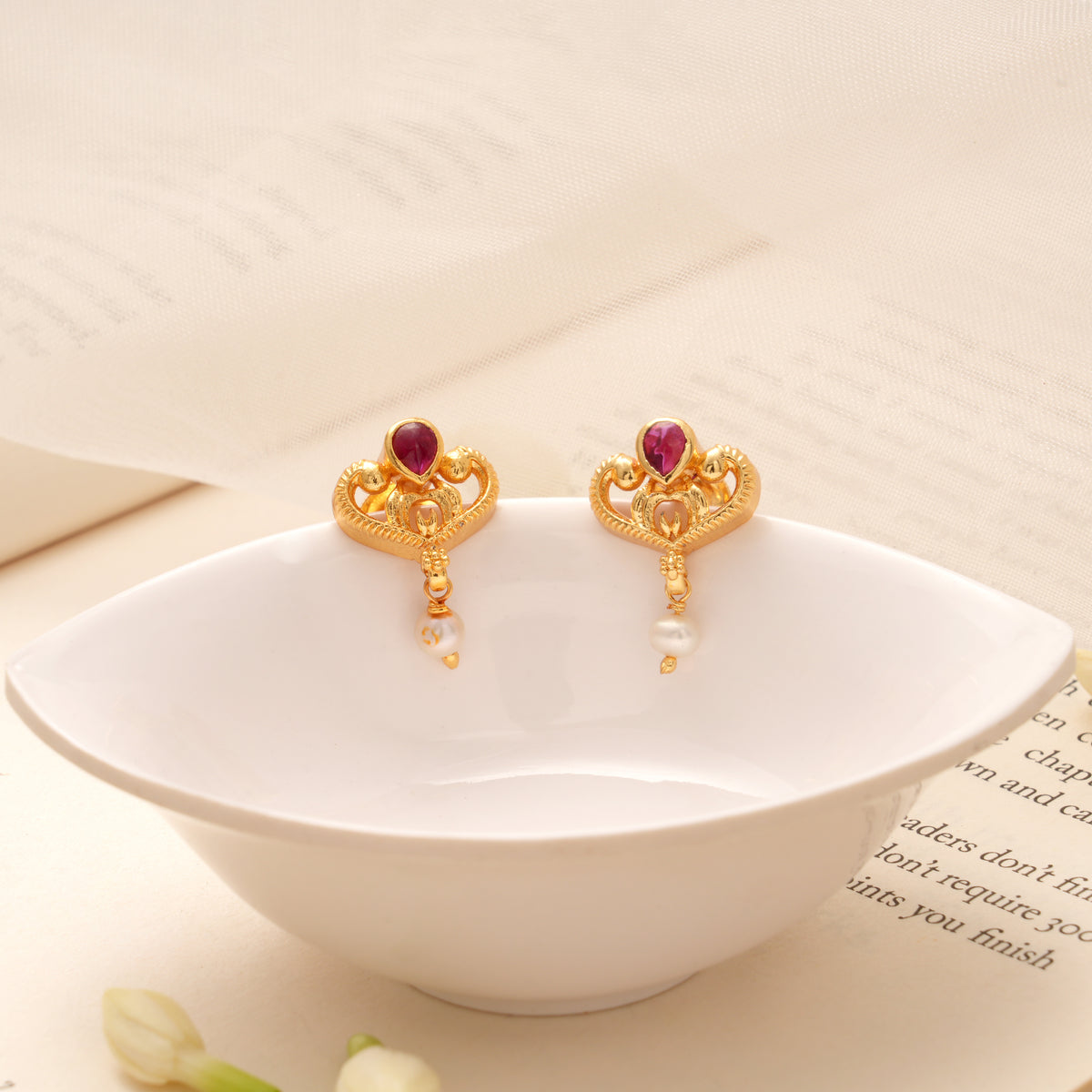 Minimal Ruby Heart Design Golden Earring