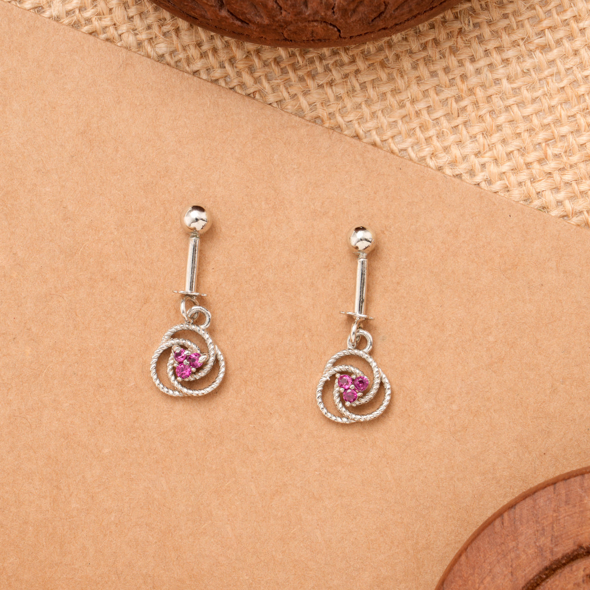 Pink Stone Spiral Design Silver Koppu